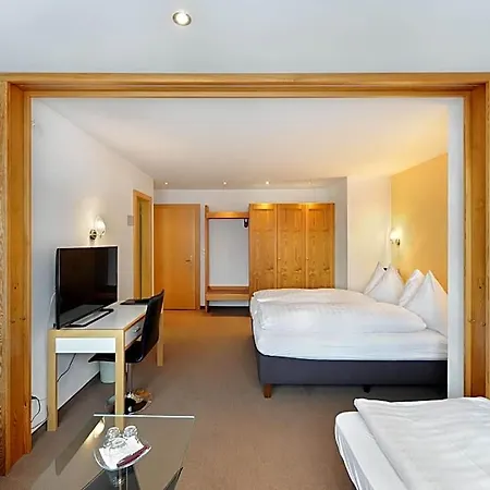 Hotel Dischma 3*