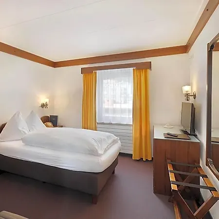 Dischma Hotel 3*
