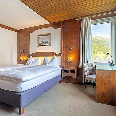 Hotel Dischma 3*