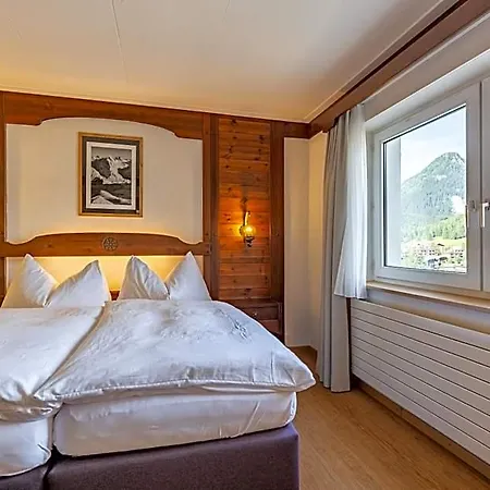Hotel Dischma 3*
